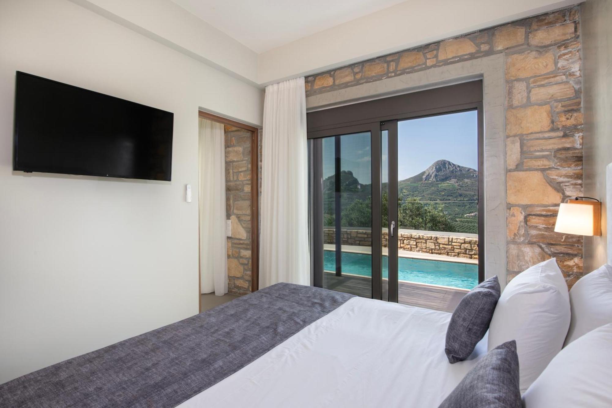 Porti Villas Aphrodite Asomatoi Екстериор снимка